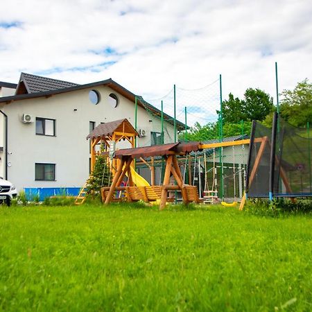 Hotel Casute Din Lemn Jiblea Veche Exterior foto